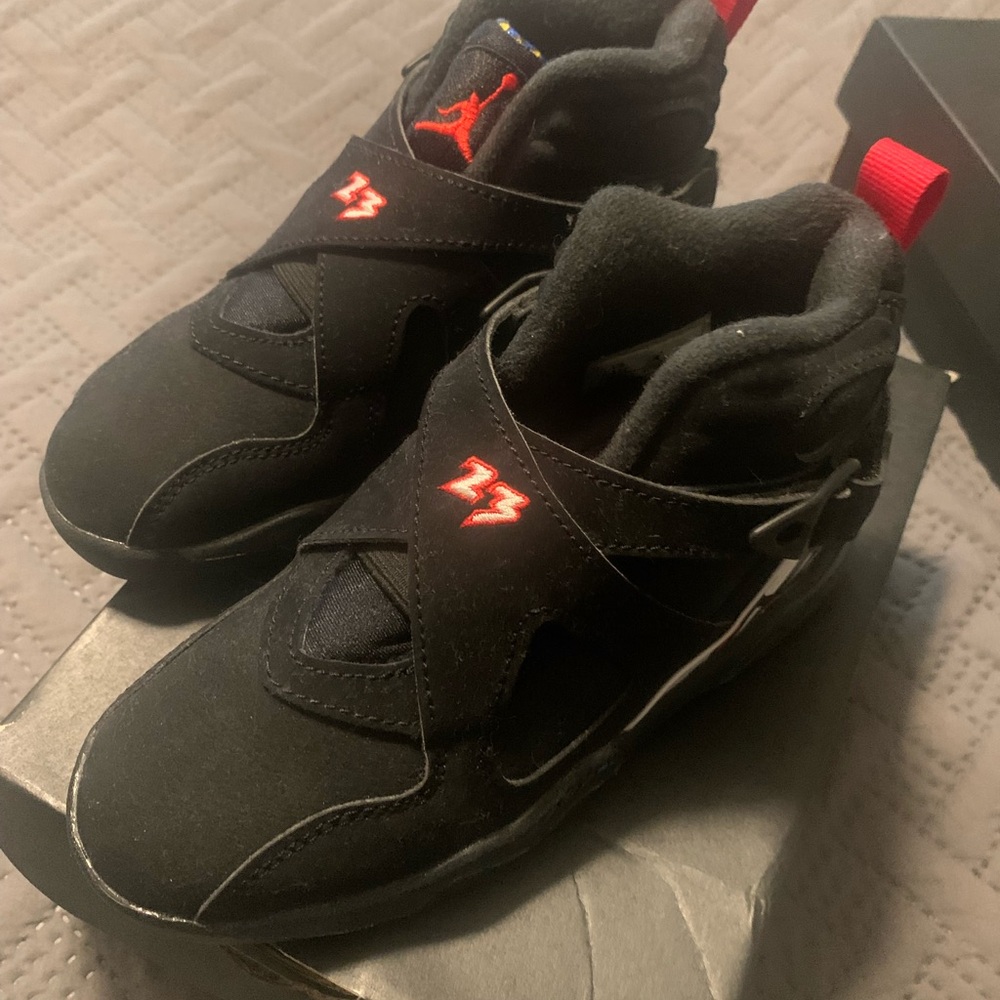 NIB Jordan 8 retro kids size 11